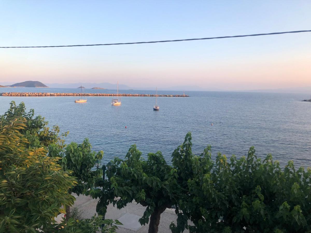 Jonny O, Apartment By The Sea Loutraki  Luaran gambar